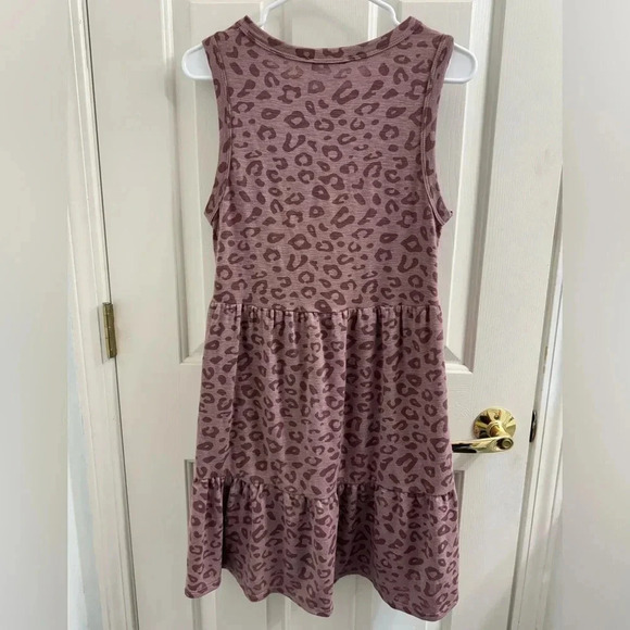 Lush boutique pink leopard midi dress with pockets - Picture 7 of 9